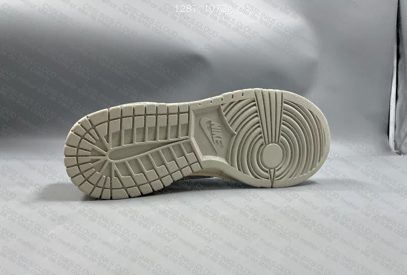 Dunk - Bone Gray Sneakers 6
