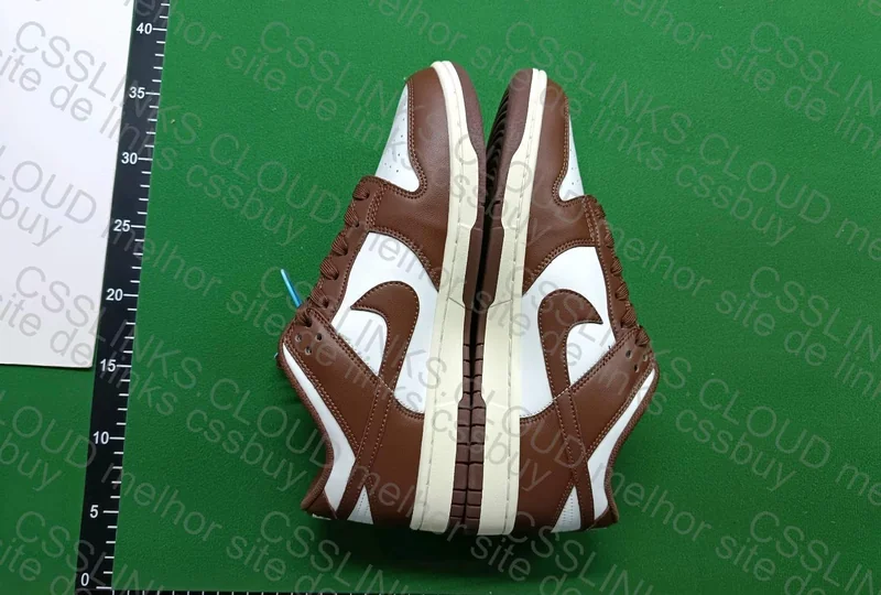 Dunk Low Cacao Sneakers 5