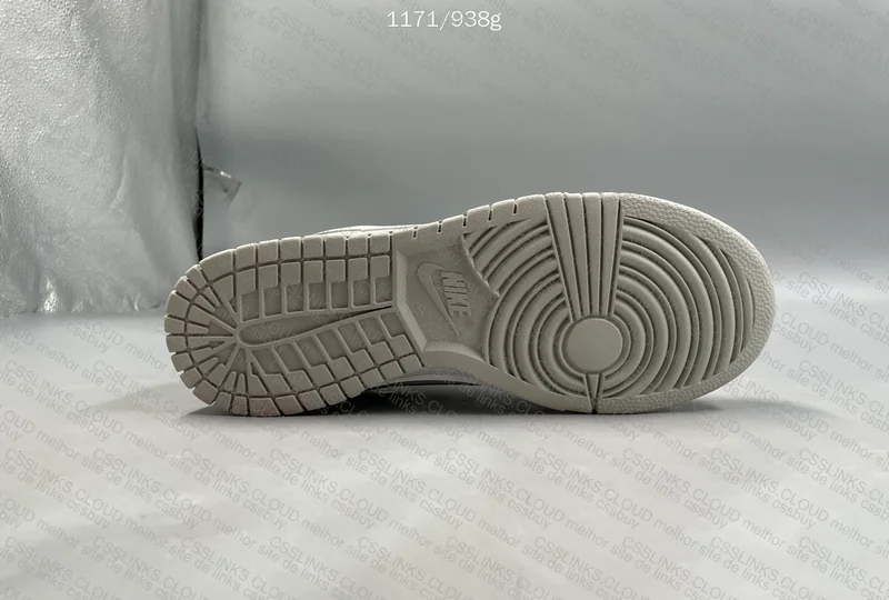 Dunk Low Gray Fog Sneakers 5