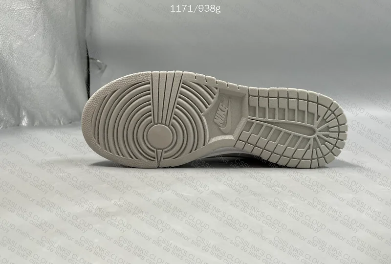 Dunk Low Gray Fog Sneakers 7
