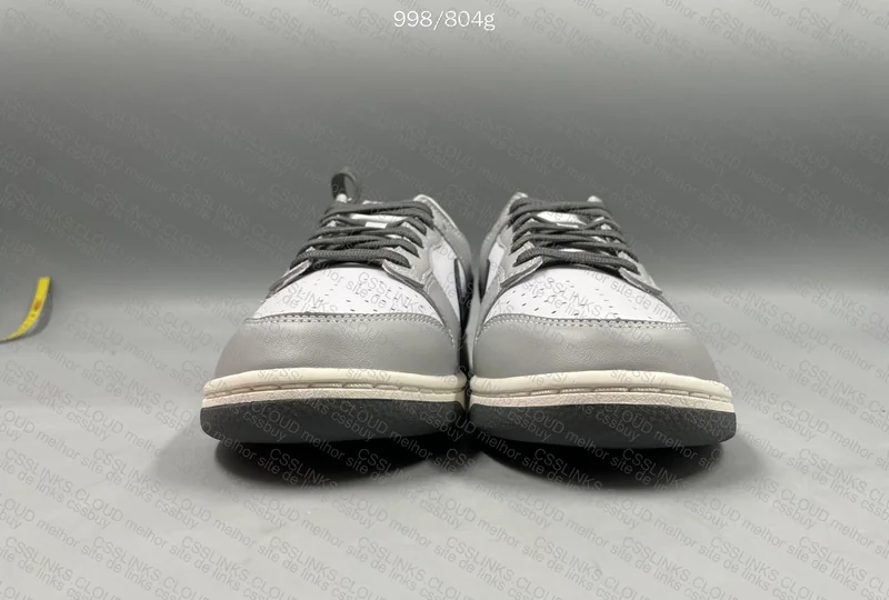 Dunk Low Light Smoke Grey Sneakers 2