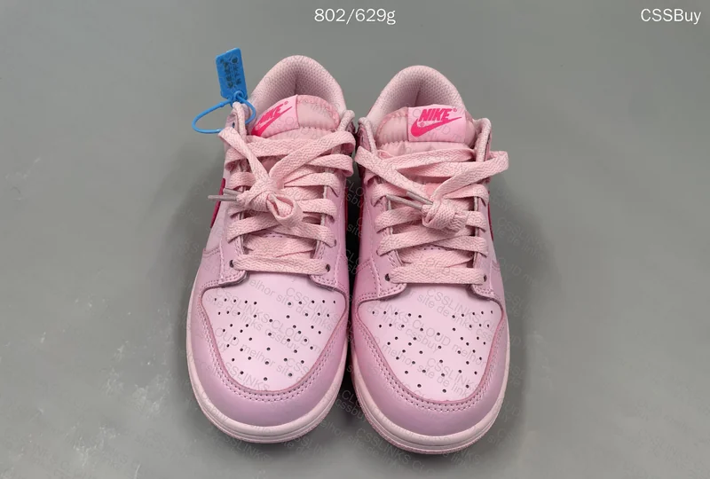 Dunk Pink Sneakers