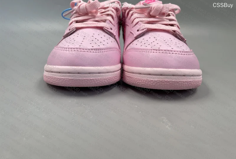 Dunk Pink Sneakers 2