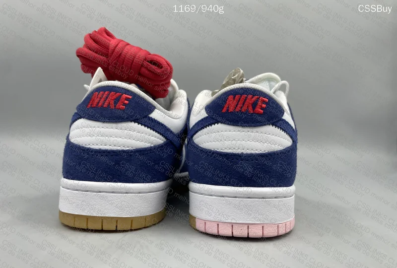 Dunk SB LA Sneakers 3