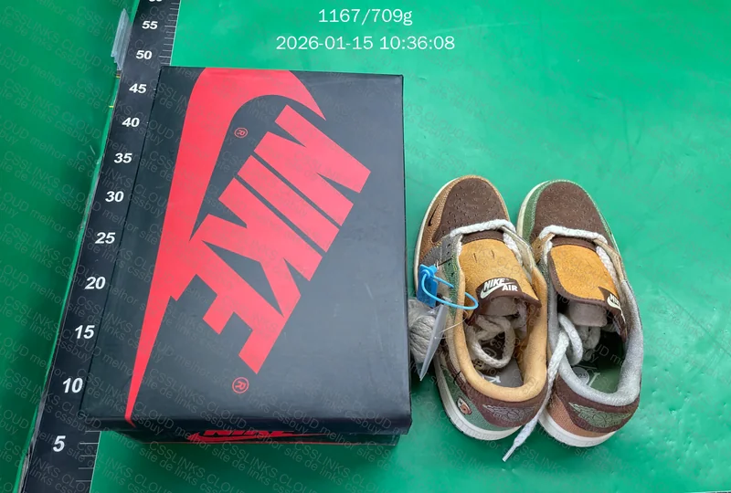 Tênis Dunk Voodoo Low 5
