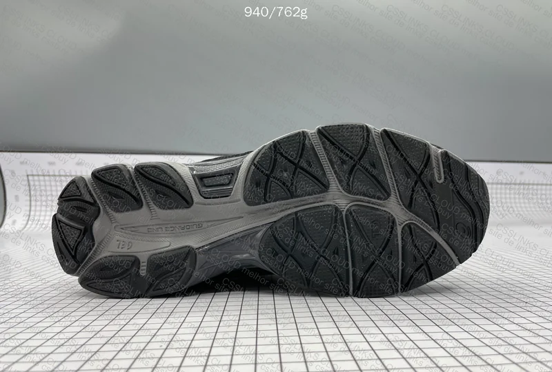 GEL NYC Sneakers - BLINDBOX 4