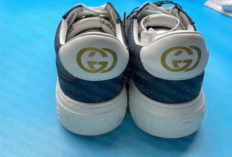 GG Supreme Leather Sneakers