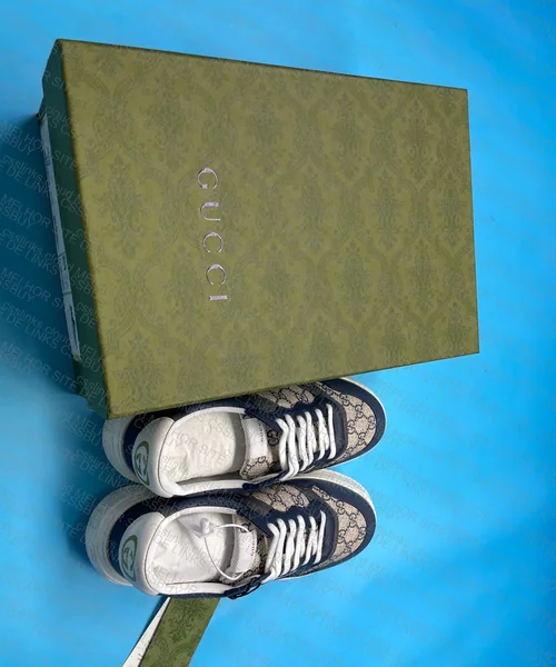 GG Supreme Leather Sneakers 2