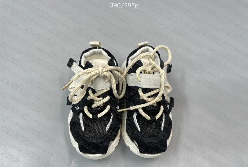 Kids Sneakers (No Brand) 6