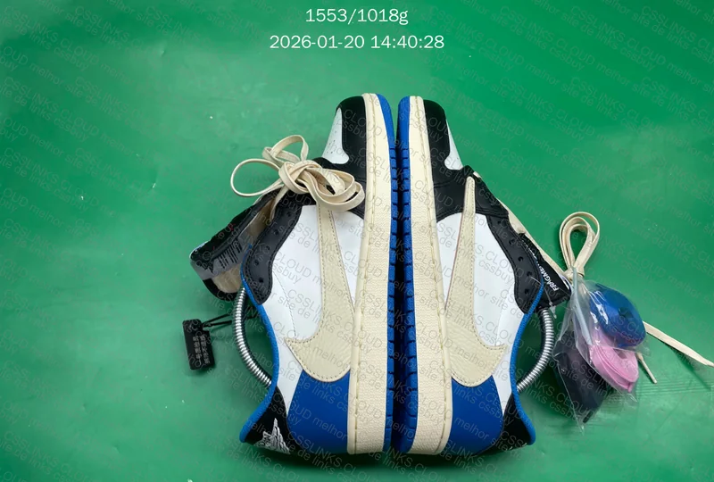 Tênis Jordan 1 Retro Low OG SP Fragment x Travis Scott DM7866-140 5