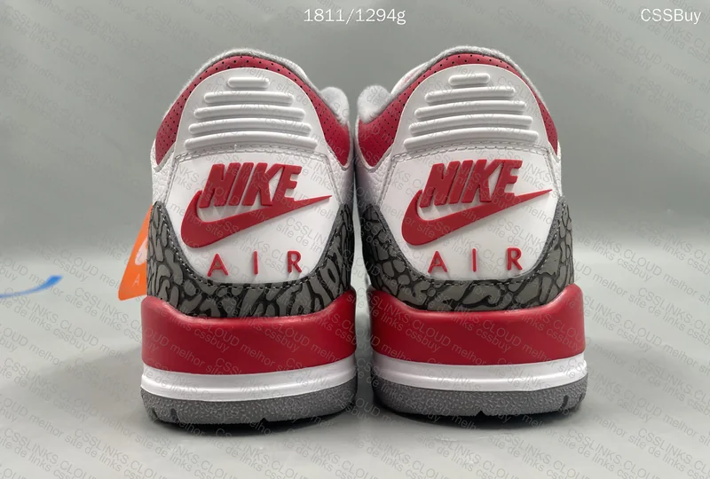 Jordan 3 Sneakers 4