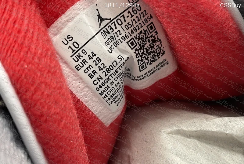 Jordan 3 Sneakers 8