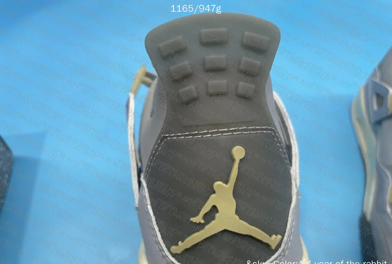Jordan 4 Retro Craft Sneakers 3