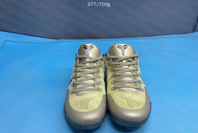 Kobe 11 Elite Low Sneakers