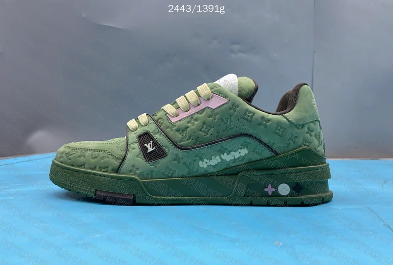 LV Sneakers 2