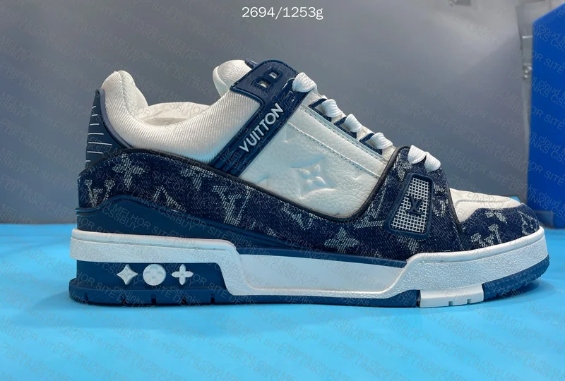 LV Sneakers 2
