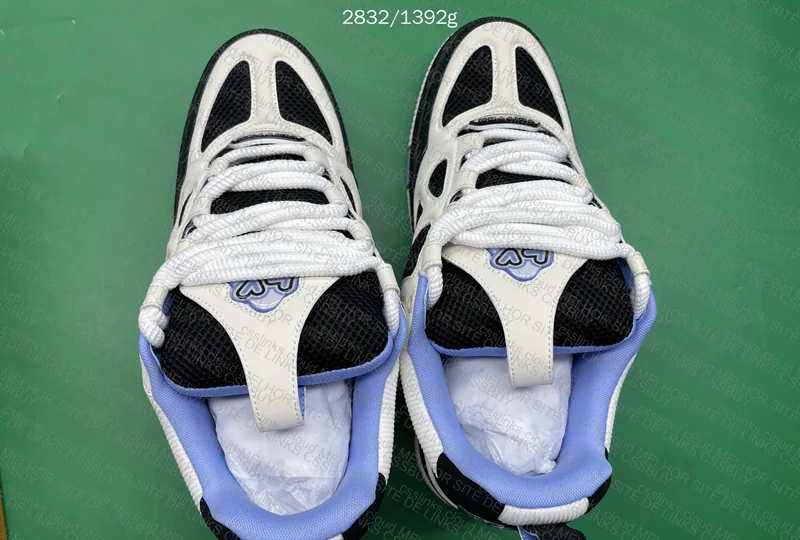 LV Sneakers 4