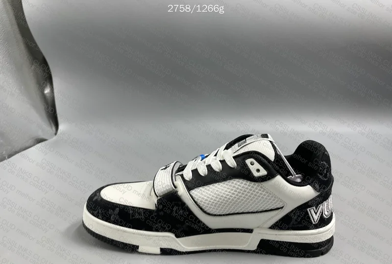 LV Trainer Sneakers 10