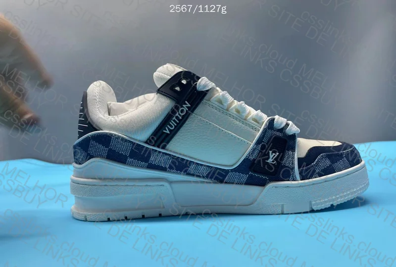 LV Trainer Sneakers 2