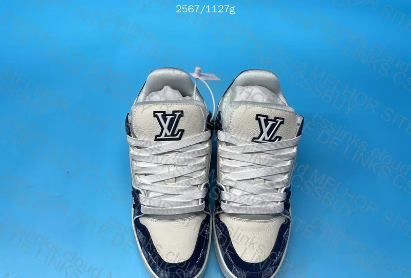 LV Trainer Sneakers 4