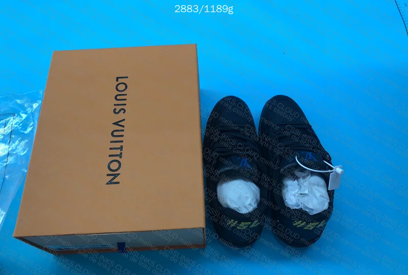 LV Trainer Sneakers - JMYD 5