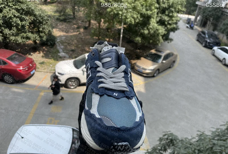 NB 2002R CxB Sneakers 6