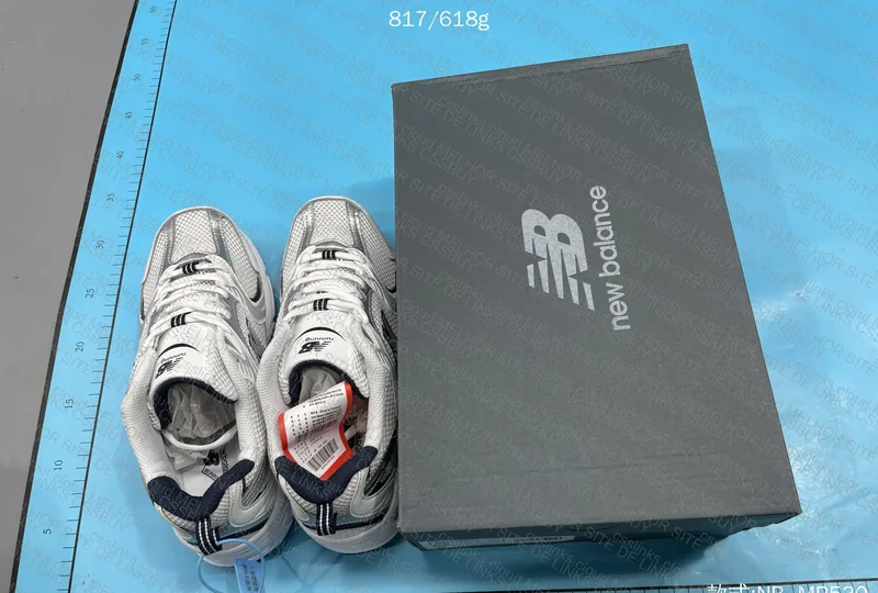 NB 530 Sneakers
