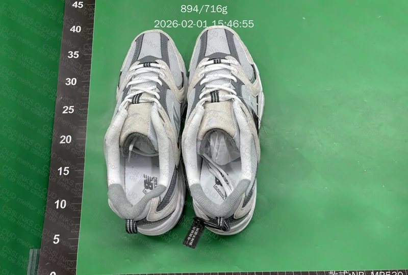 Tênis NB 530 2