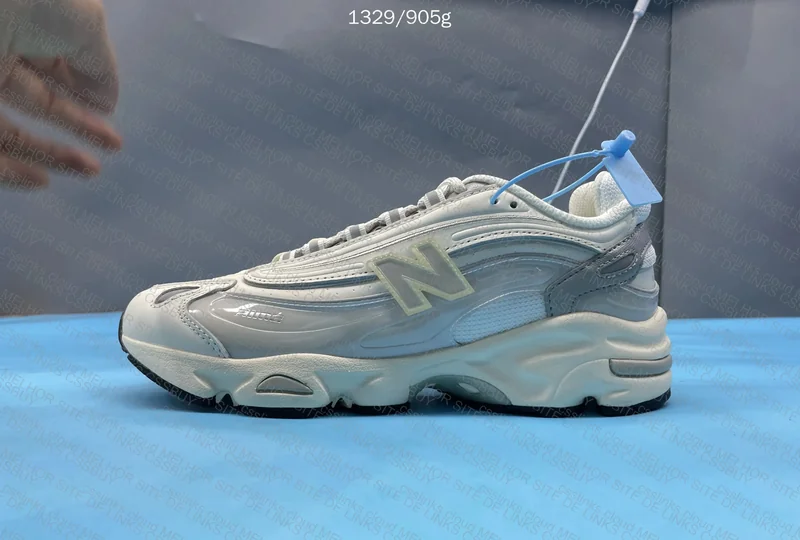 New Balance 1000 Sneakers 4