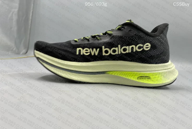 New Balance Sneakers 2