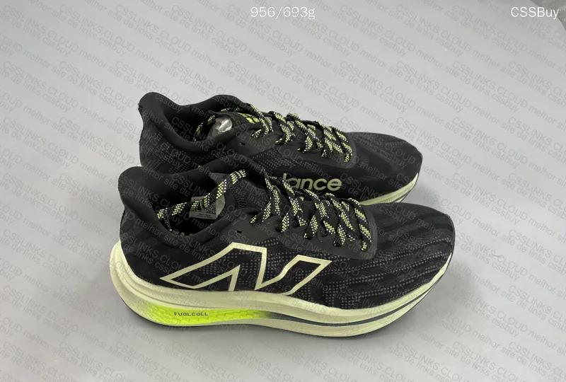 New Balance Sneakers 6