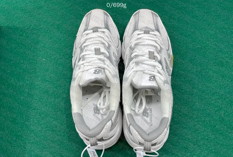 New Balance 530 Sneakers