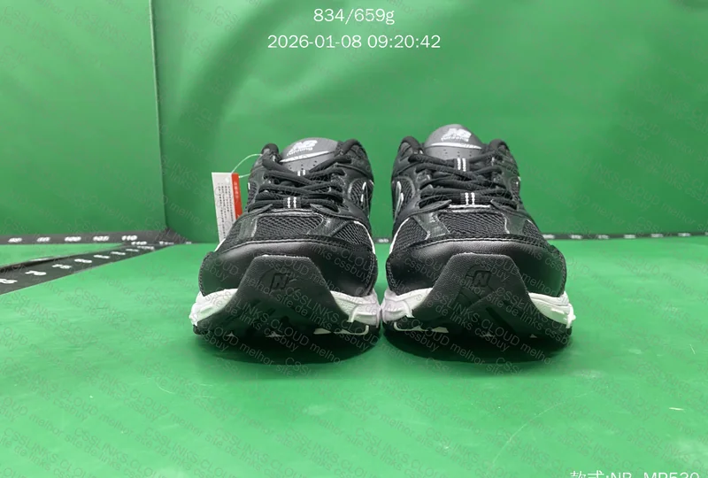 Tênis New Balance 530