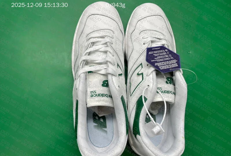 New Balance 550 Sneakers