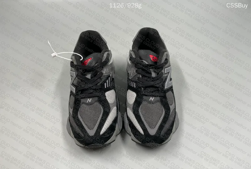 New Balance 9060 Sneakers