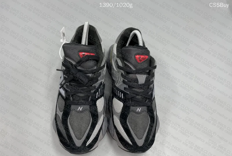 New Balance 9060 Sneakers