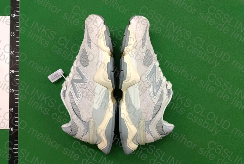 New Balance 9060 Sneakers 3