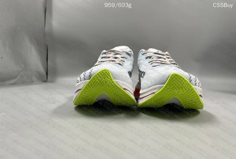 New Balance Fuelcell Supercomp Trainer V2 Sneakers 2