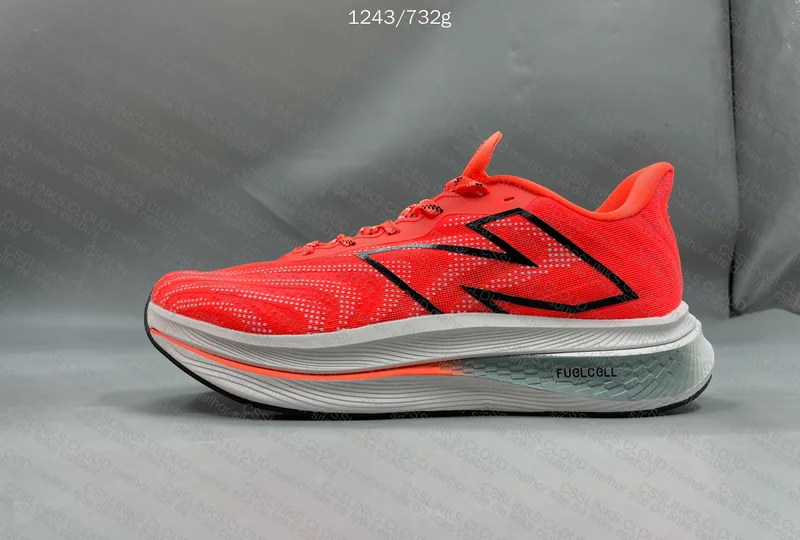 New Balance Supercomp Trainer V2 Sneakers 2