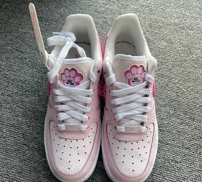 Nike Air Force 1 '07 LX Paw Print 4