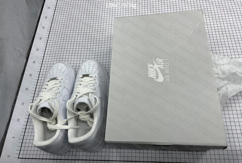 Nike Air Force 1 '07 Men's (Help) 5