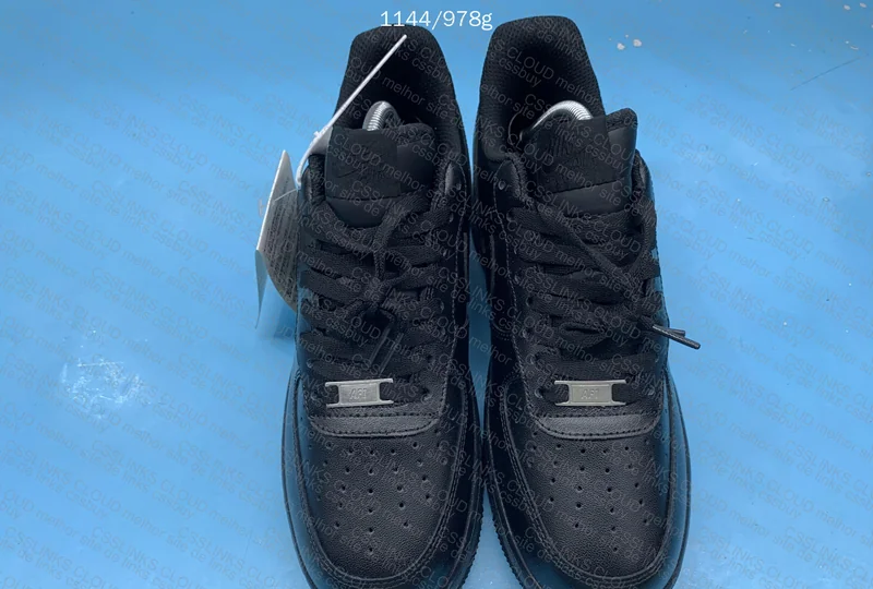 Nike Air Force 1 '07 Black 4