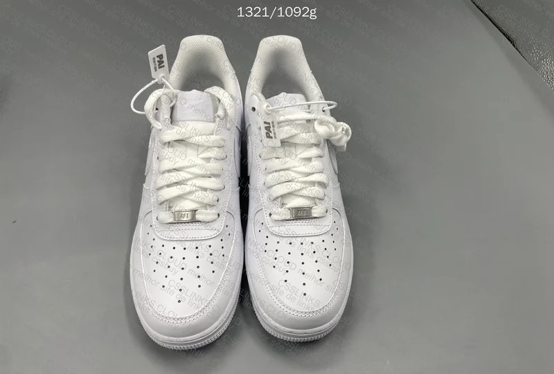 Nike Air Force 1 Low White 7