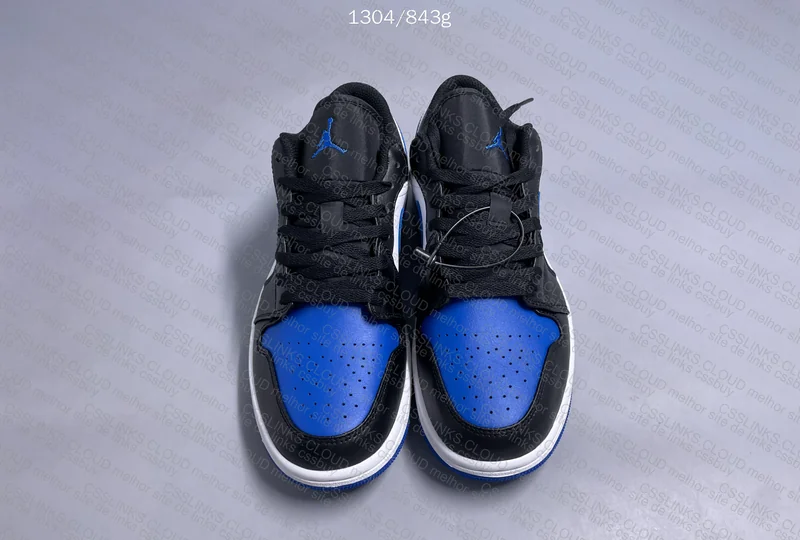 Nike Air Jordan 1 Low Alternate Royal Toe 5