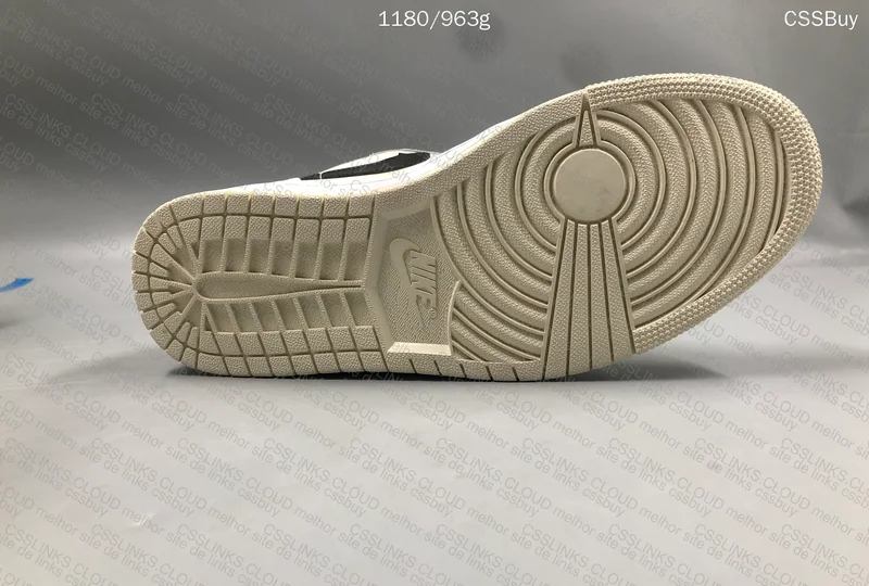 Nike Air Jordan 1 Low 'Coconut Milk'