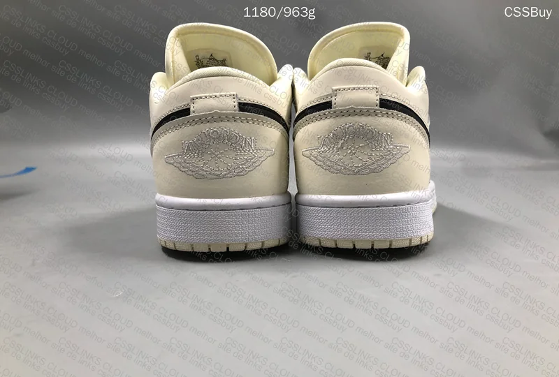 Nike Air Jordan 1 Low 'Coconut Milk' 2