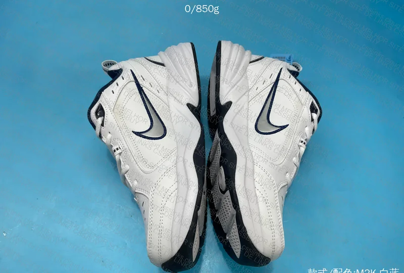 Nike Air Monarch IV