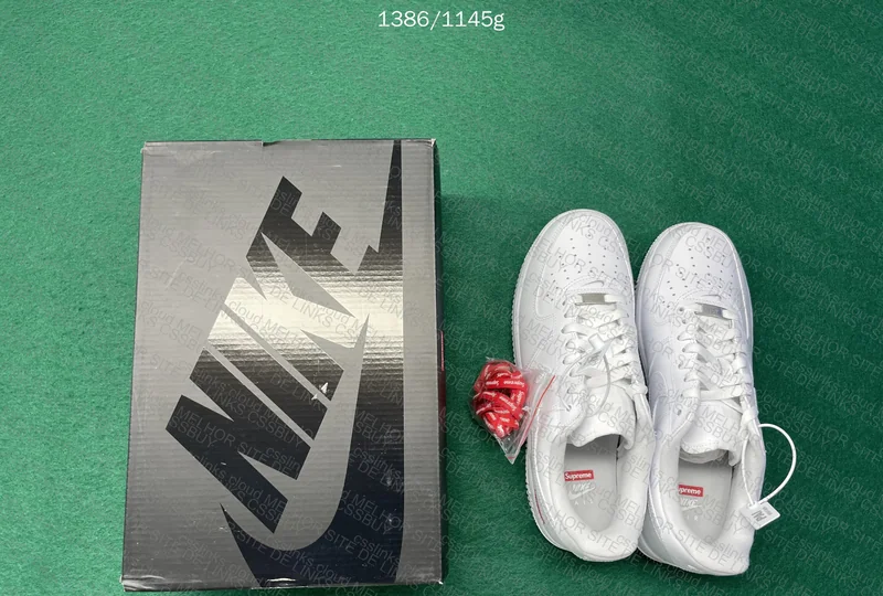 Nike Air Supreme
