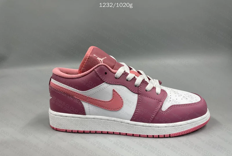 Nike AJ1 Low 4