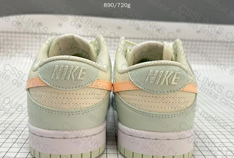 Nike Dunk Low